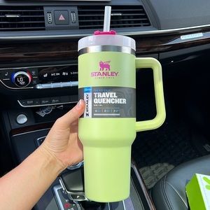 40oz Stanley tumbler travel quencher